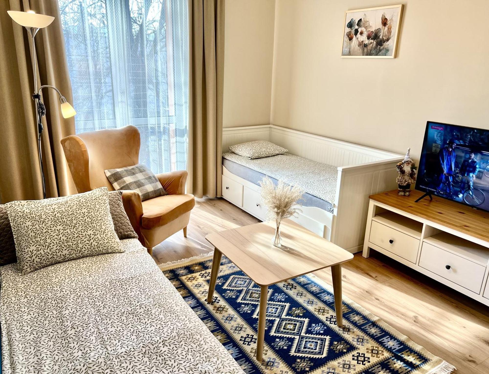 Apartament Akacja Centrum Rzeszów Buitenkant foto